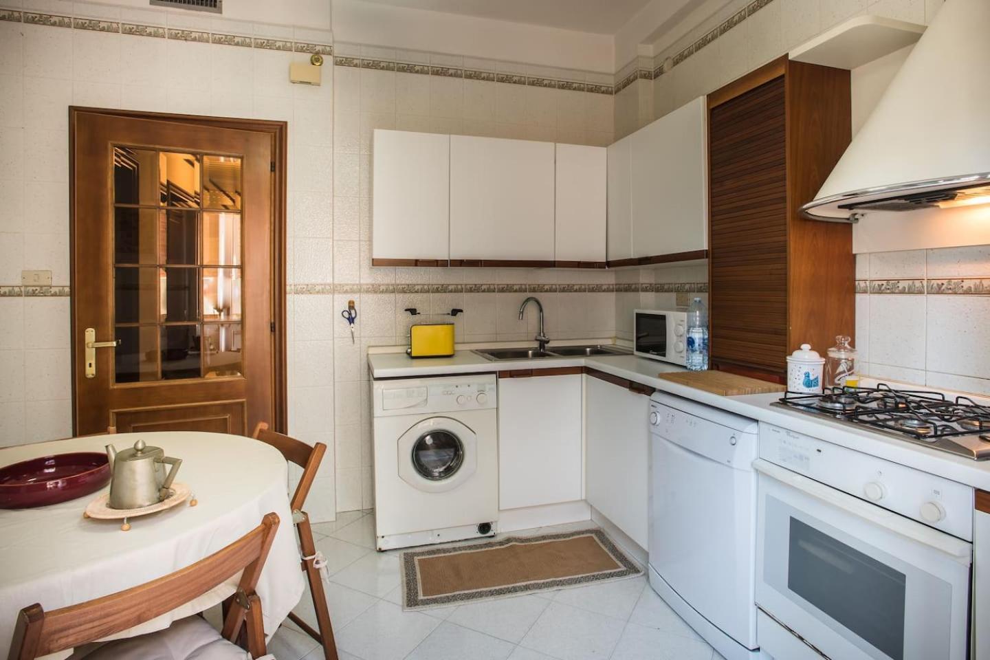 Cagliari On The Park .Mare E Storia! Apartman Kültér fotó